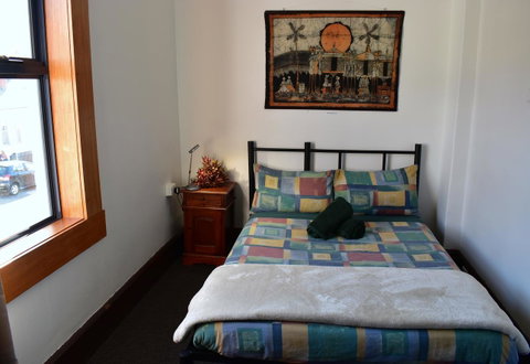Hobart's Accommodation & Hostel - Lismore Accommodation 29
