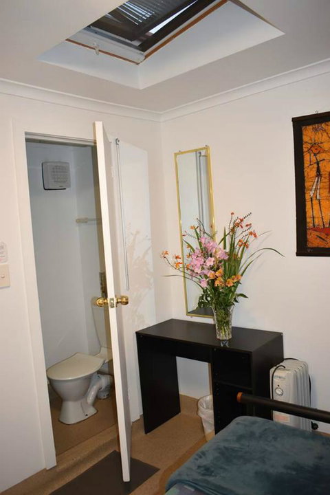 Hobart's Accommodation & Hostel - Lismore Accommodation 22