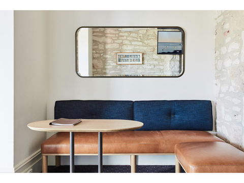 Hotel Sorrento - Lismore Accommodation 12