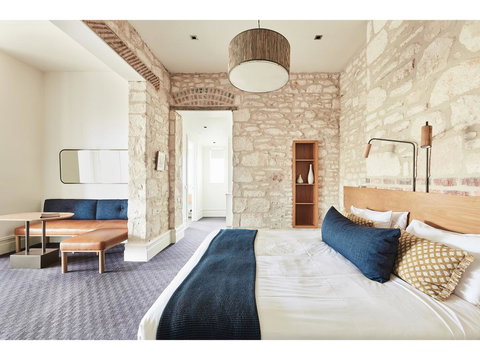 Hotel Sorrento - Lismore Accommodation 2