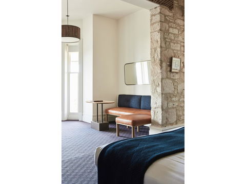 Hotel Sorrento - Lismore Accommodation 11