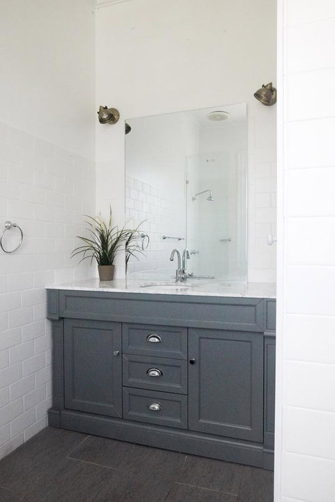 The Royal Hotel Mornington - Lismore Accommodation 13