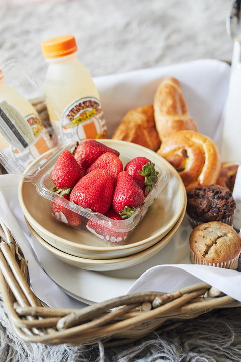 The Royal Hotel Mornington - Lismore Accommodation 1