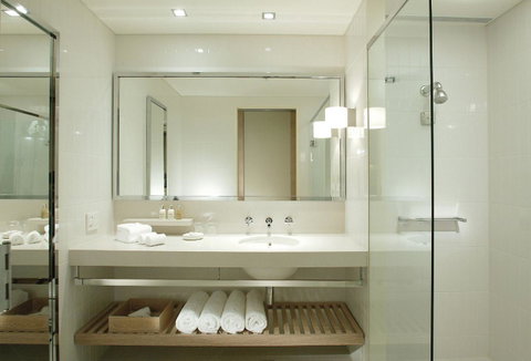Crown Promenade Melbourne - Lismore Accommodation 6