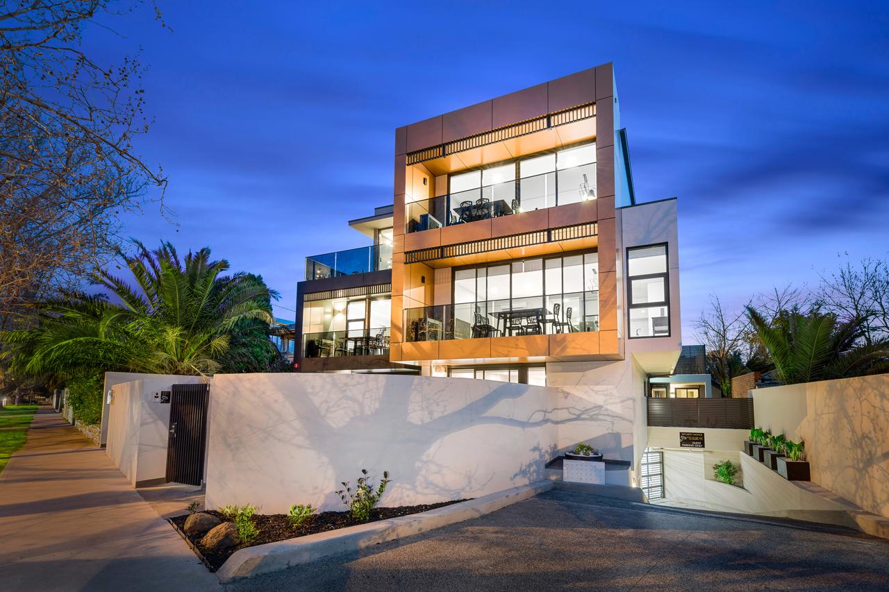 Armadale North VIC Lismore Accommodation