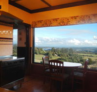 A Cottage with a View at Tudor Ridge - Lismore Accommodation