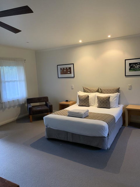 Dunkeld Studio Accommodation - Lismore Accommodation 5