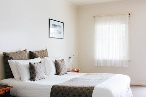 Dunkeld Studio Accommodation - Lismore Accommodation 6