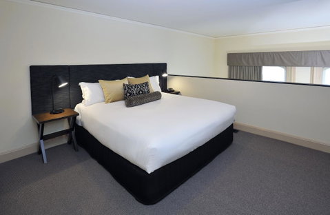 Grand Hotel Melbourne - Lismore Accommodation 18
