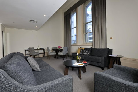 Grand Hotel Melbourne - Lismore Accommodation 35