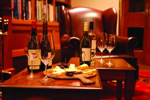 Grand Hotel Melbourne - Lismore Accommodation 31