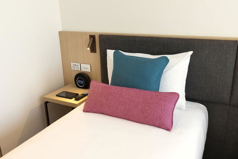 Ibis Melbourne Central - Lismore Accommodation 9