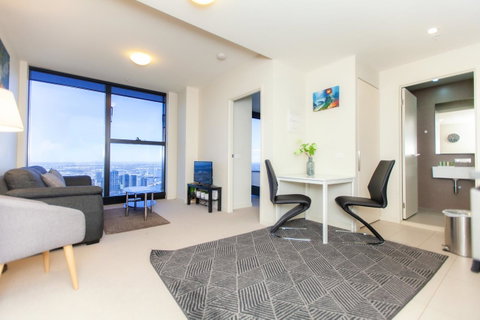 Melbourne SkyHigh Apartments - Lismore Accommodation 5