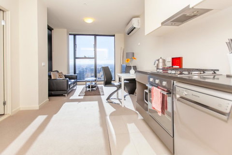 Melbourne SkyHigh Apartments - Lismore Accommodation 2