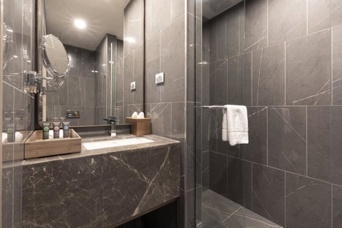 Novotel Melbourne Central - Lismore Accommodation 6