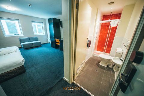 Nomads Melbourne Backpackers - Lismore Accommodation 20