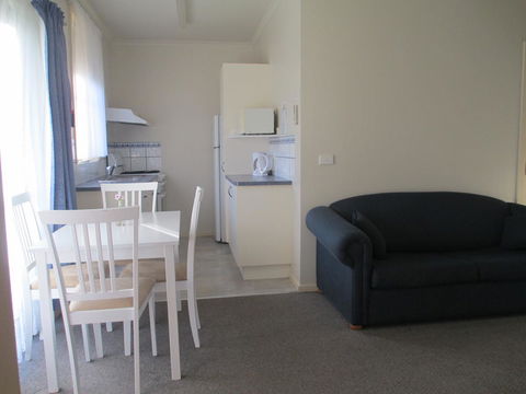Echo Beach Tourist Park - Lismore Accommodation 37