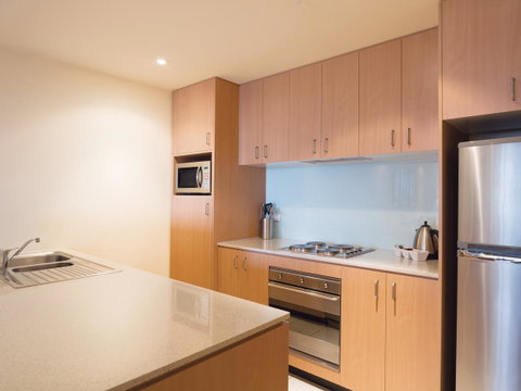 Oaks Melbourne On Lonsdale Suites - Lismore Accommodation 5