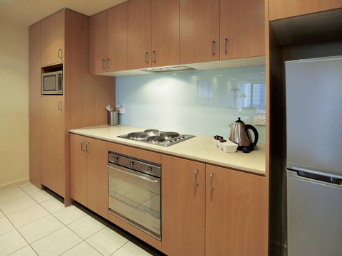 Oaks Melbourne On Lonsdale Suites - Lismore Accommodation 7