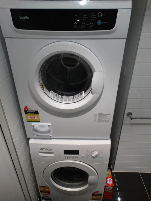 Cloud9 Luxury Apartments - Lismore Accommodation 24
