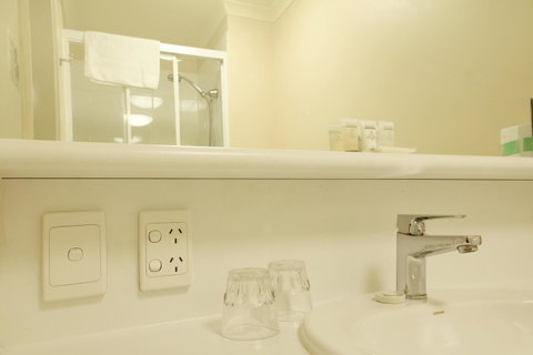 HarbourView Apartment Hotel (now Arrow On Spencer) - Lismore Accommodation 24