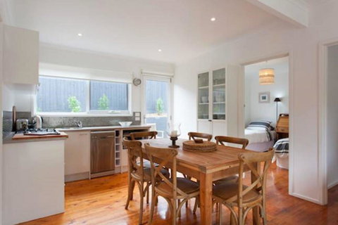 Capella Villa No. 4 - Stunning Luxury Decor Inside And Out - Lismore Accommodation 6