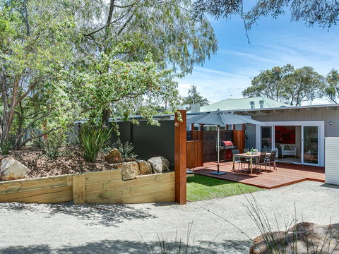 Capella Villa No. 4 - Stunning Luxury Decor Inside And Out - Lismore Accommodation 7