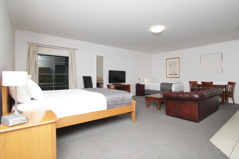 Quality Inn & Suites The Menzies - Lismore Accommodation 9