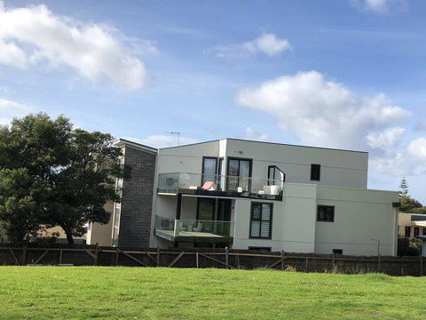 Apartments In Phillip Island Towers - Block C - Lismore Accommodation 33