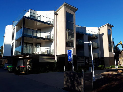 Apartments In Phillip Island Towers - Block C - Lismore Accommodation 29