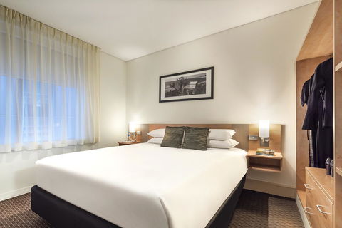 Ibis Melbourne Hotel And Apartments - Lismore Accommodation 1