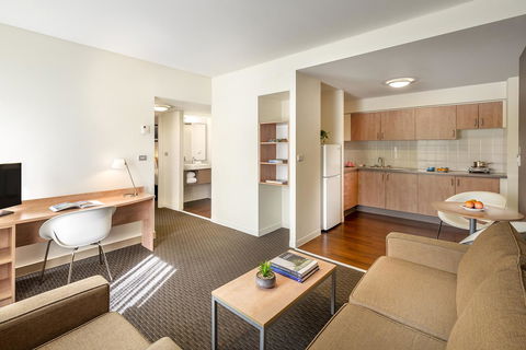 Ibis Melbourne Hotel And Apartments - Lismore Accommodation 12