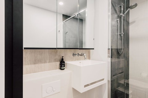 Cosmo Central Hotel Apartment - Lismore Accommodation 34