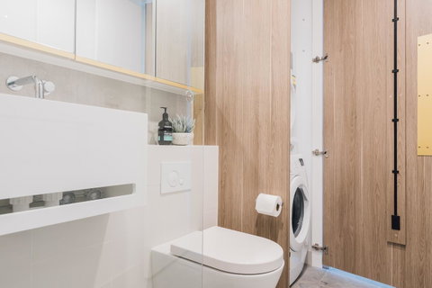 Cosmo Central Hotel Apartment - Lismore Accommodation 44