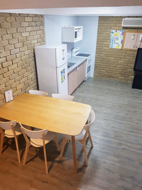 Tropicana Motor Inn - Lismore Accommodation 27