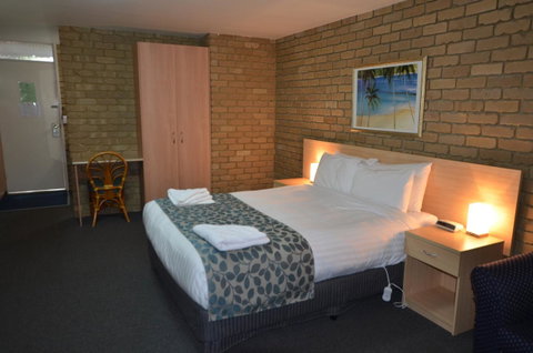 Tropicana Motor Inn - Lismore Accommodation 4