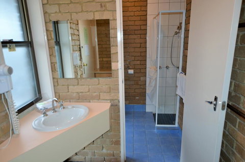Tropicana Motor Inn - Lismore Accommodation 11