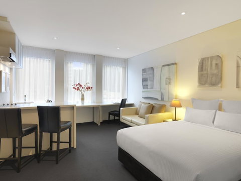 Oaks Melbourne On Collins Suites - Lismore Accommodation 7