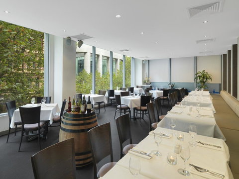 Oaks Melbourne On Collins Suites - Lismore Accommodation 11