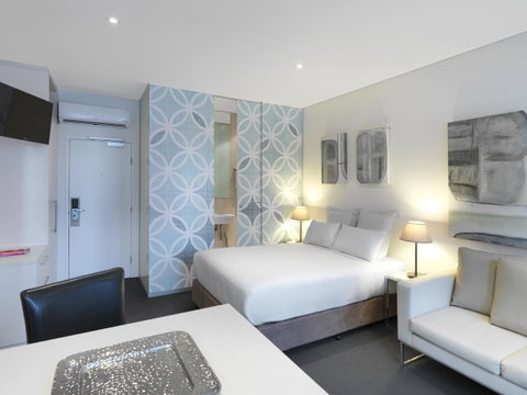 Oaks Melbourne On Collins Suites - Lismore Accommodation 9