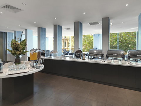 Oaks Melbourne On Collins Suites - Lismore Accommodation 3
