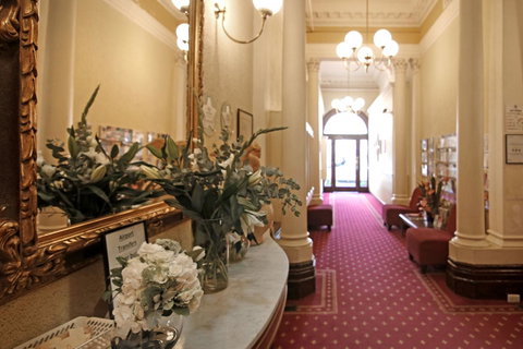 Hotel Claremont Guest House - Lismore Accommodation 0