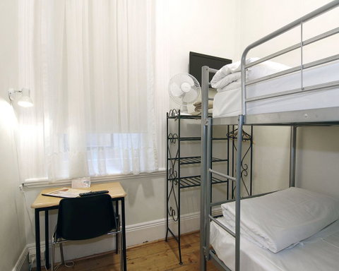 Hotel Claremont Guest House - Lismore Accommodation 1