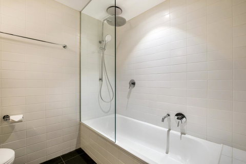 Stylish Apartment In Unique Church Development - Lismore Accommodation 11