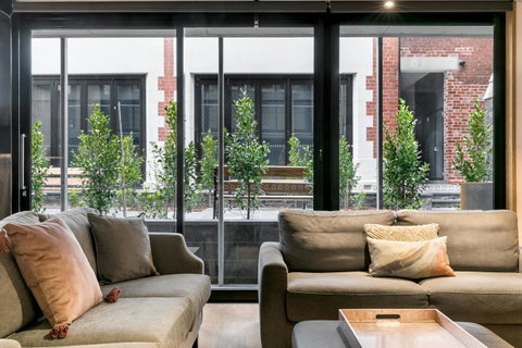 Stylish Apartment In Unique Church Development - Lismore Accommodation 5