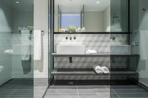 Peppers Docklands - Lismore Accommodation 6