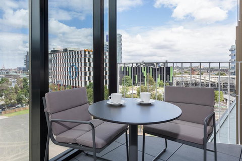 Peppers Docklands - Lismore Accommodation 4