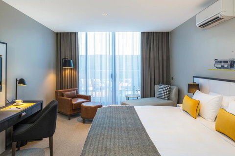Peppers Docklands - Lismore Accommodation 18