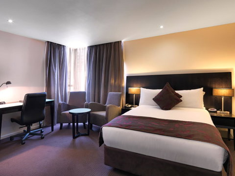 Hotel Grand Chancellor Melbourne - Lismore Accommodation 11