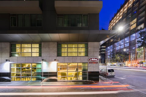 Brady Apartment Hotel Flinders Street - Lismore Accommodation 4